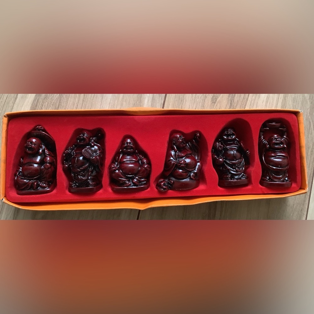 NIB Happy Buddhas Set of 6 Mini figurines